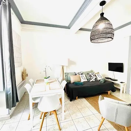 En Centre Ville, Wifi Et Tram Apartment